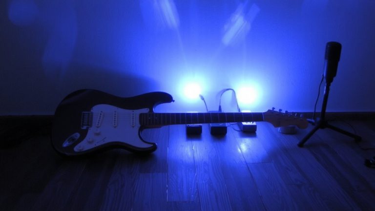 delay and reverb textures