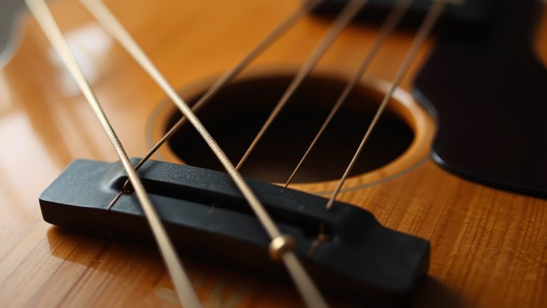 jazz guitar strings rich tone